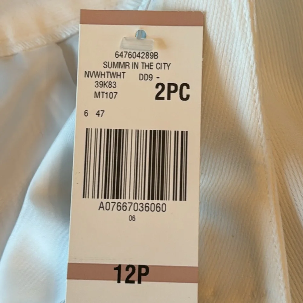 Brand New Jones New York White Lined Slacks - Picture 9 of 14